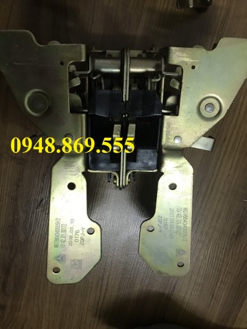 Ngoàm khóa cửa howo A7