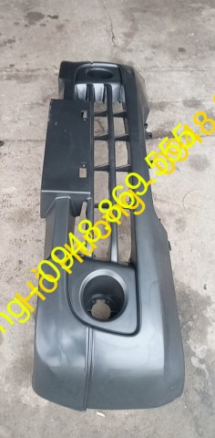 Ba đờ sốc trước Thaco Tower 950a