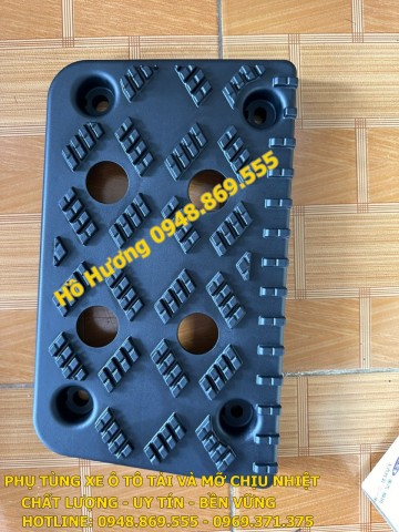 Bậc bước chân Auman C160