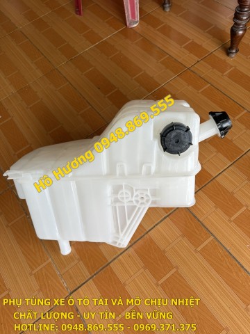 Bình nước phụ Auman FV400