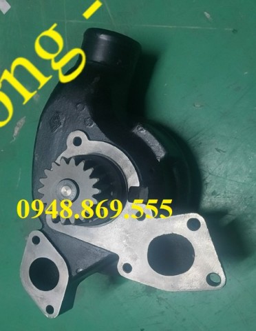 Bơm nước THACO AUMAN 18 răng 377ID03A