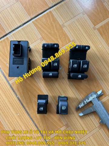 Công tắc nhấn kính Auman