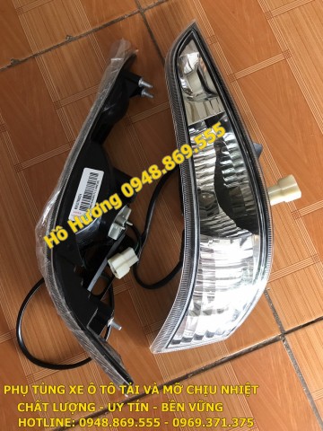 Đèn chắn nắng HOWO 8 tấn