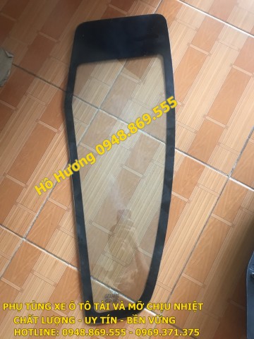 Kính cửa howo 8 tấn chữ A