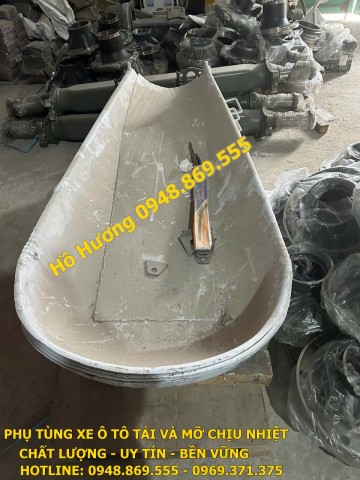 Máng xả xe bồn trộn bê tông