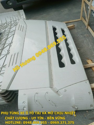 Mặt nạ Howo V7G 380 máy điện