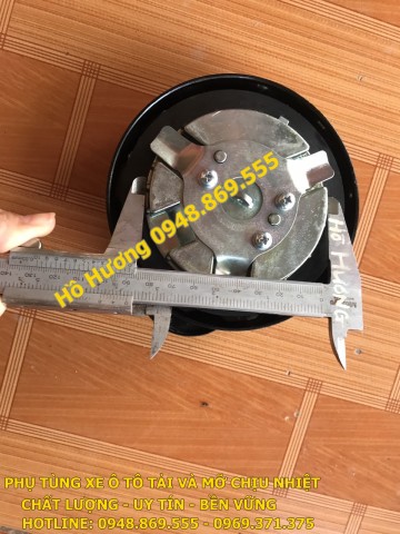 Nắp thùng dầu xe tải C&C