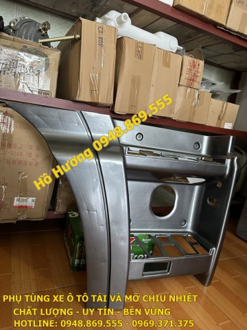 Ốp bậc lên xuống xe CAMC H08 nửa trên