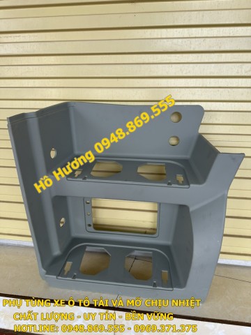 Ốp bậc lên xuống Thaco Auman FV400