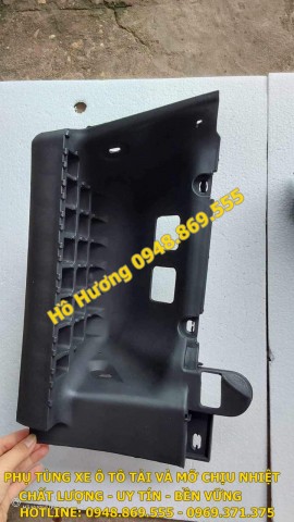 Ốp bậc lên xuống xe Chiến Thắng