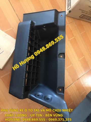 Bậc lên xuống faw 7.7 tấn 2 cầu