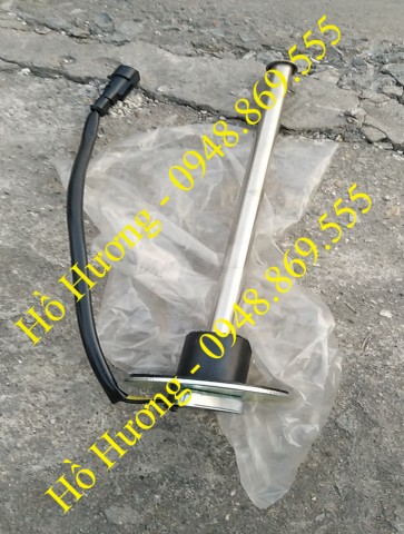 Phao báo dầu xe Trường Hải dài 28cm