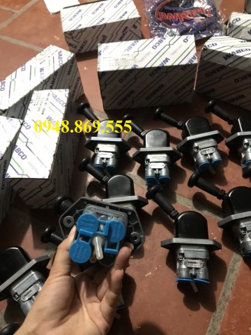 Tay kéo lốc kê Howo - Huyndai
