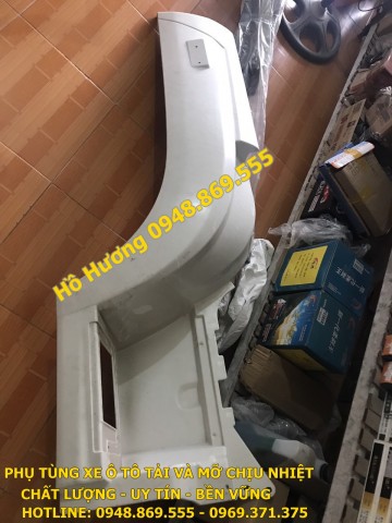 Vè cua lốp liền bậc howo 8 tấn