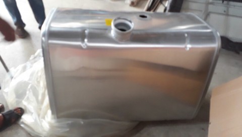 Thùng dầu xe tải loại 180L