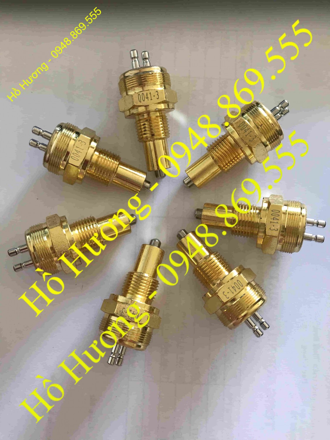 cam bien bao ve mo howo foton auman 0041 3 WG2209280004 (2)