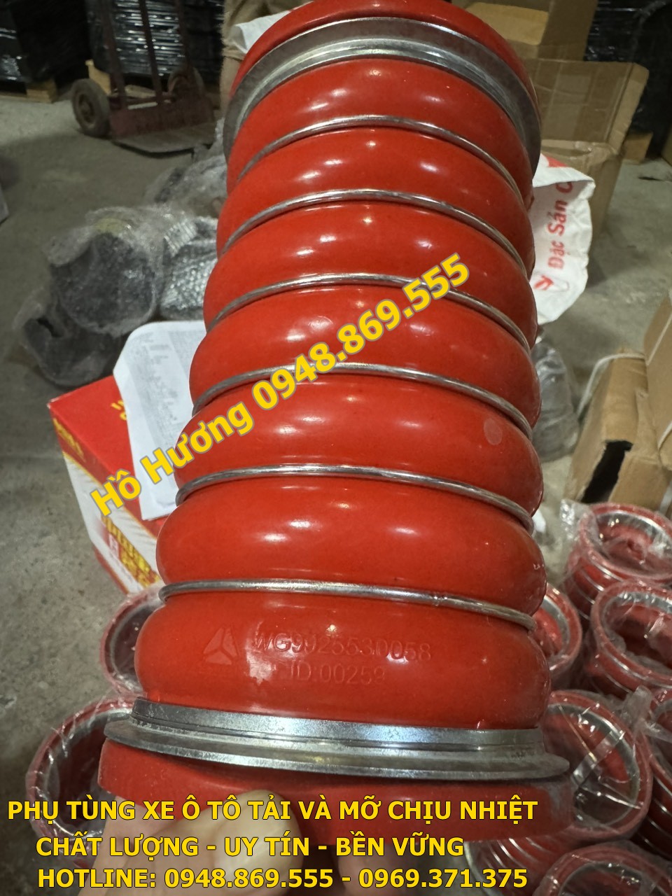 CAO SU HUT GIO TUBO HOWO WG9925530058 phu tung howo (1)