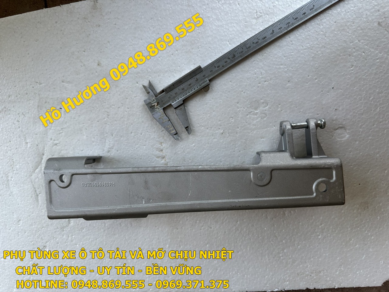 gia bat ban le mat na thaco auman fv400 H4531010108A0 (2)