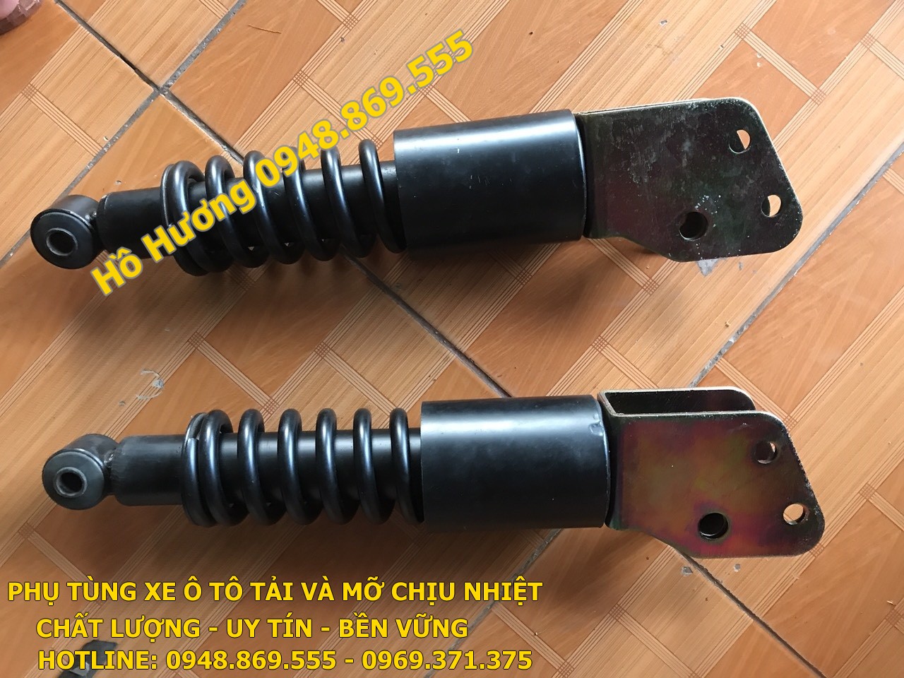 giam soc cabin thaco auman GTL D300 H4503050100A0 (2)