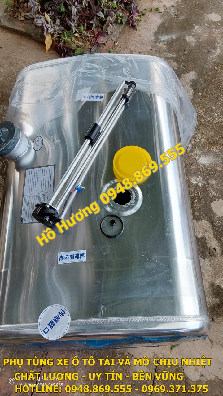 thung dau howo 8 tan 300L (3)